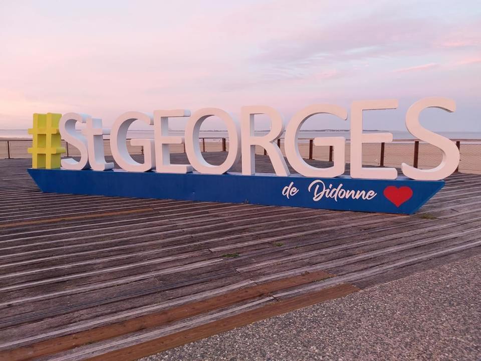 A 2 Pas De La Plage De La Vallieres Saint-Georges-de-Didonne Buitenkant foto